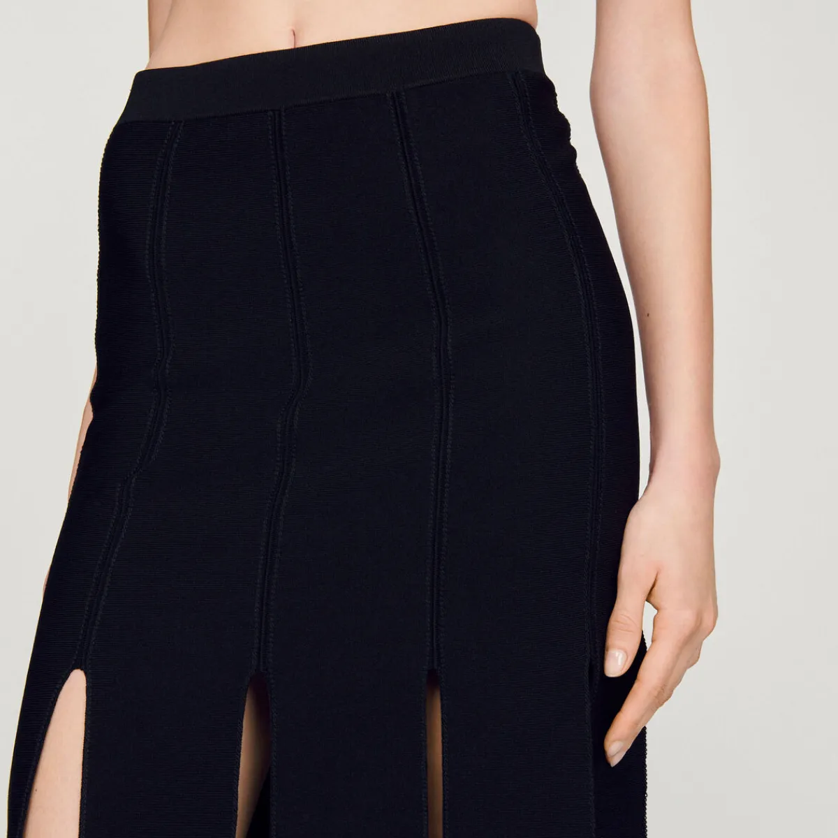 Best Sale Knitted Skirt With Wide Fringes Women Skirts