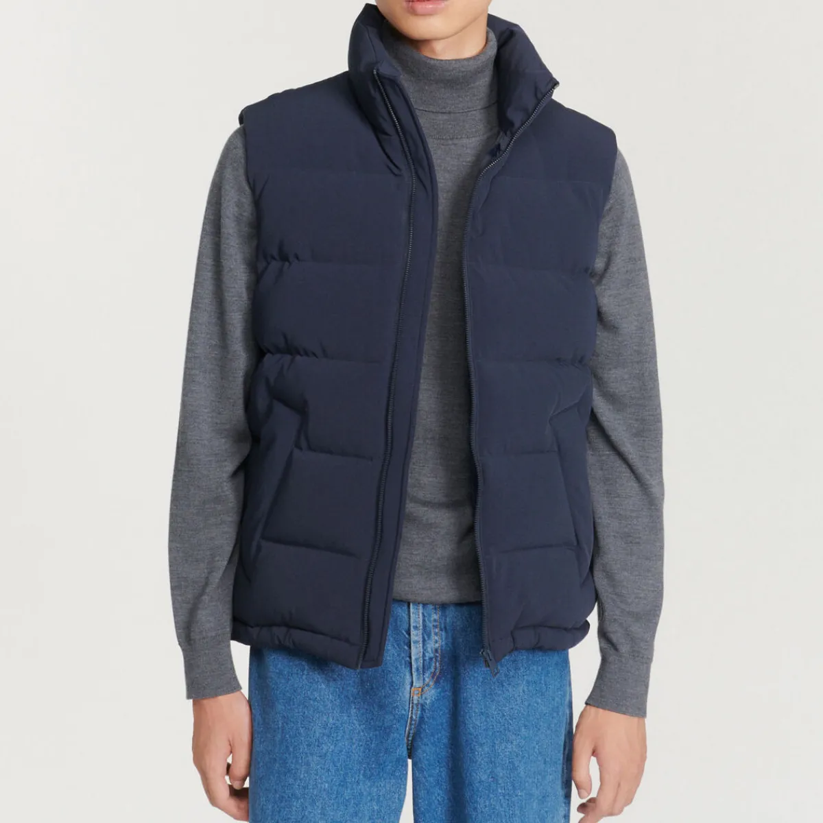 Hot Sleeveless Jacket In Technical Fabric Men Coats